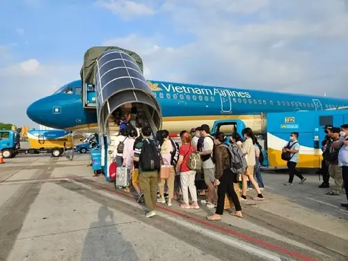 Vietnam Airlines achieved consolidated revenue of more than VND79.994 billion in 9 months. (Photo: Vietnam Airlines)