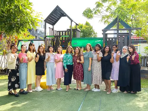 multi national staff of childcare centre Pariposa Preschool in Bukit Batok