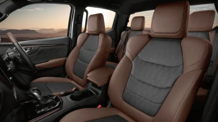 This is the refreshed 2024 Isuzu D-Max, and it looks absolutely mean 3 2024 Isuzu D-Max Thailand Launch Inline 02 Min