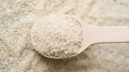 Rice is a staple ingredient in Japanese skincare, and it's been used for centuries to achieve beautiful, radiant skin. (Freepik)