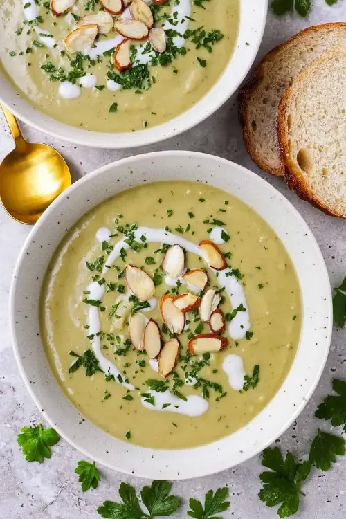 A creamy and nutritious blend of broccoli and almonds, perfect for a wholesome, comforting soup.