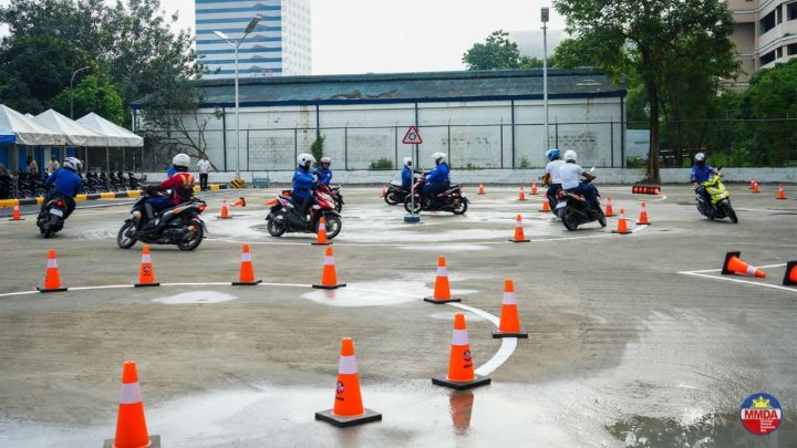 MMDA Motorcycle Riding Academy: A list of important Questions and Answers 10 Mmda Motorcycle Riding Academy Faq Feature Inline 02 Min